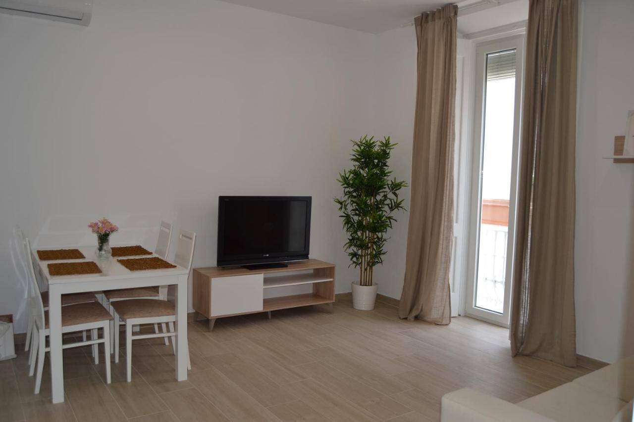 Apartamento Lupa Καντίζ Εξωτερικό φωτογραφία